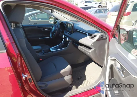 2021 Toyota Rav4 Hybrid Xle из США, поврежденный, VIN 4T3RWRFV1MU022703